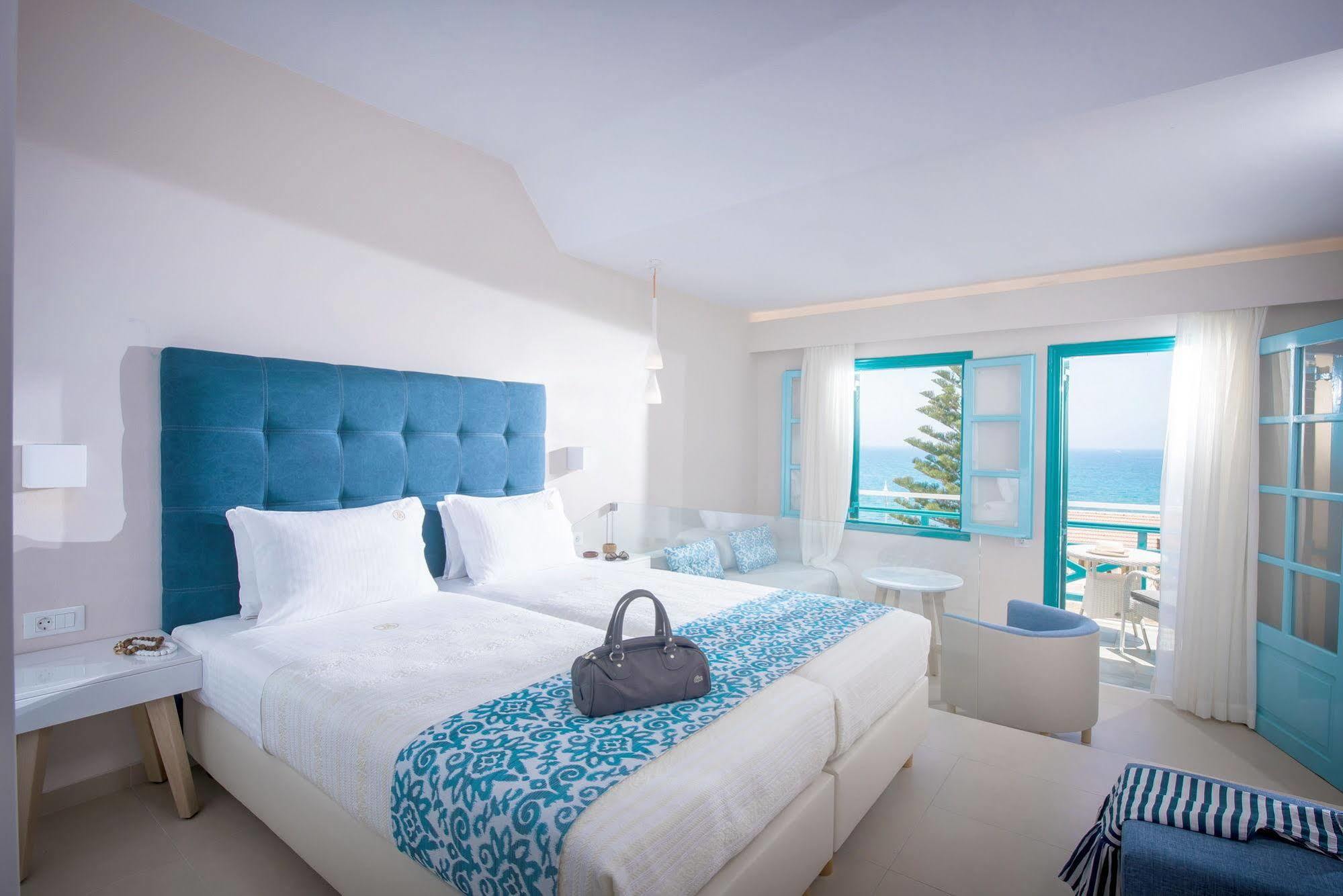 Petra Beach Hotel Hersonissos (Crete) Exterior foto